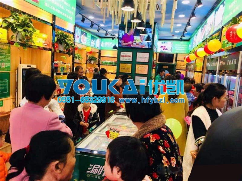 陜西漢中火鍋食材超市冷柜，火鍋材料店冷藏柜冷凍柜案例